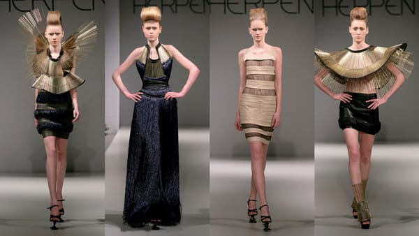 Моделите на АЙРИС ВАН ХЕРПЕН – нормалното не е на мода